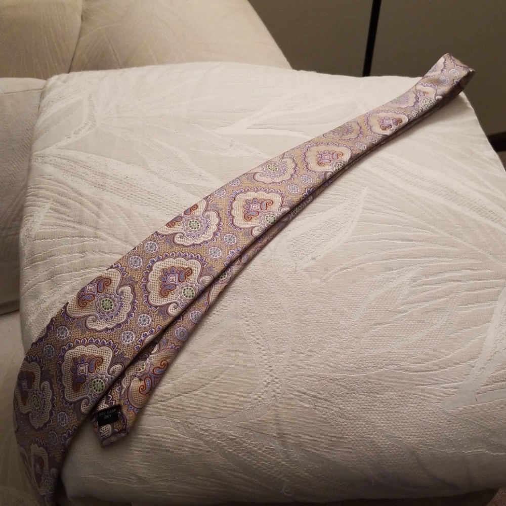 Exclusive Neckties from Verse 9